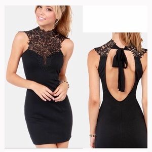 Lulu’s | Lace Bodycon Little Black Dress